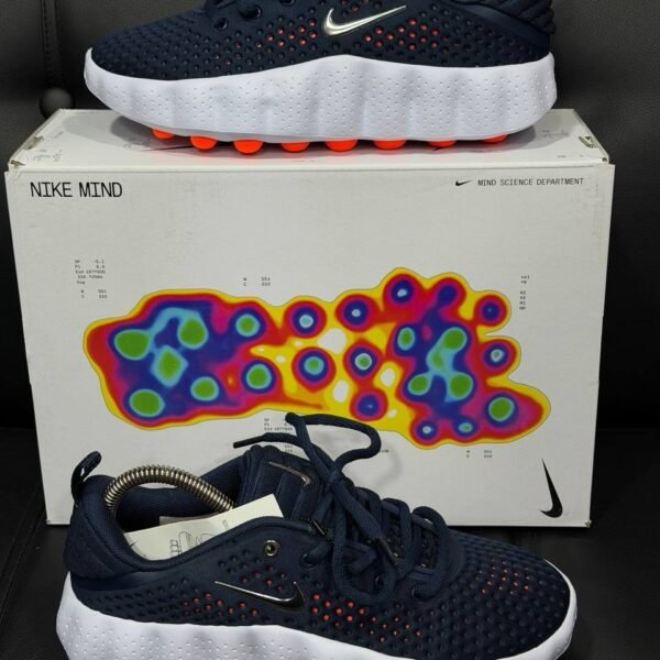 Nike Sneaker