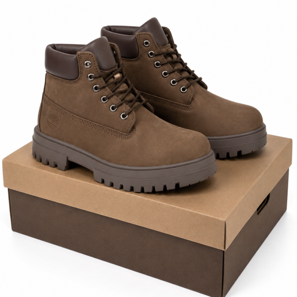 Classic Brown Rugged Lace-Up Ankle Boots